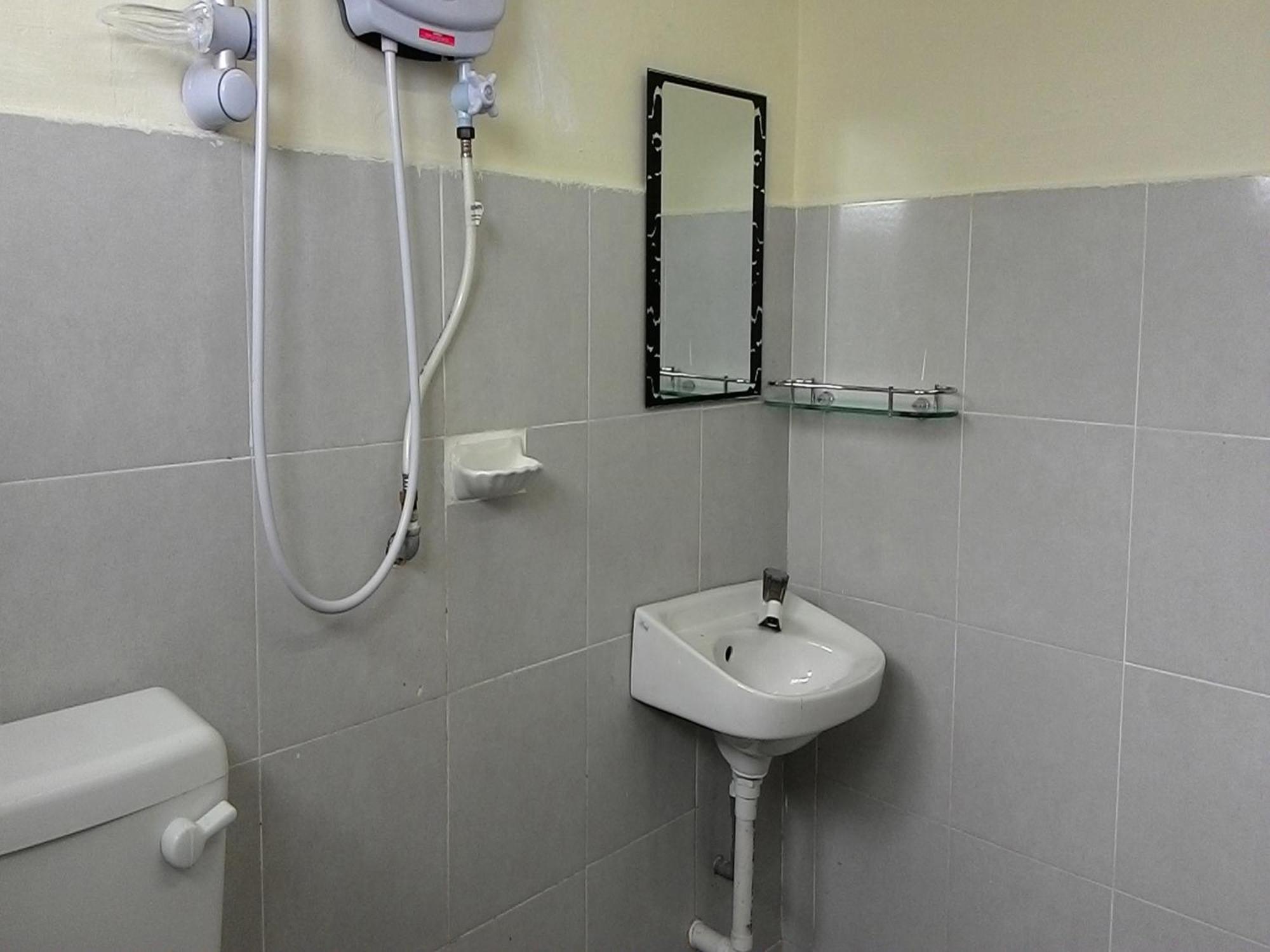 Cityscape Lodge - Penginapan Bajet Yang Mudah, Selesa & Selamat Dengan Wifi Dan Parkir Percuma Serta Layanan Mesra Tambah Servis Memuaskan Lumut Bagian luar foto