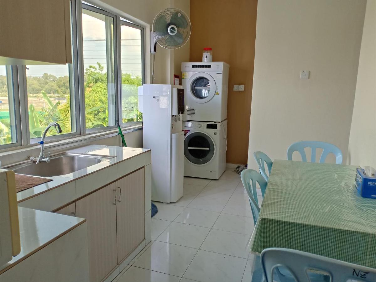 Cityscape Lodge - Penginapan Bajet Yang Mudah, Selesa & Selamat Dengan Wifi Dan Parkir Percuma Serta Layanan Mesra Tambah Servis Memuaskan Lumut Bagian luar foto